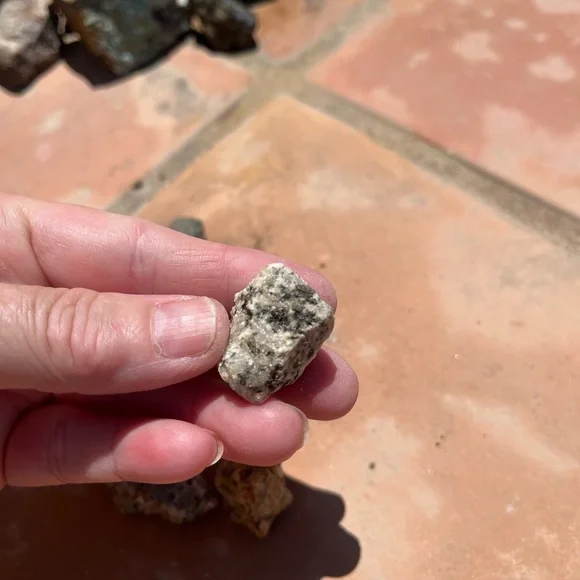 Eight Rocks - Picture 7 of 14